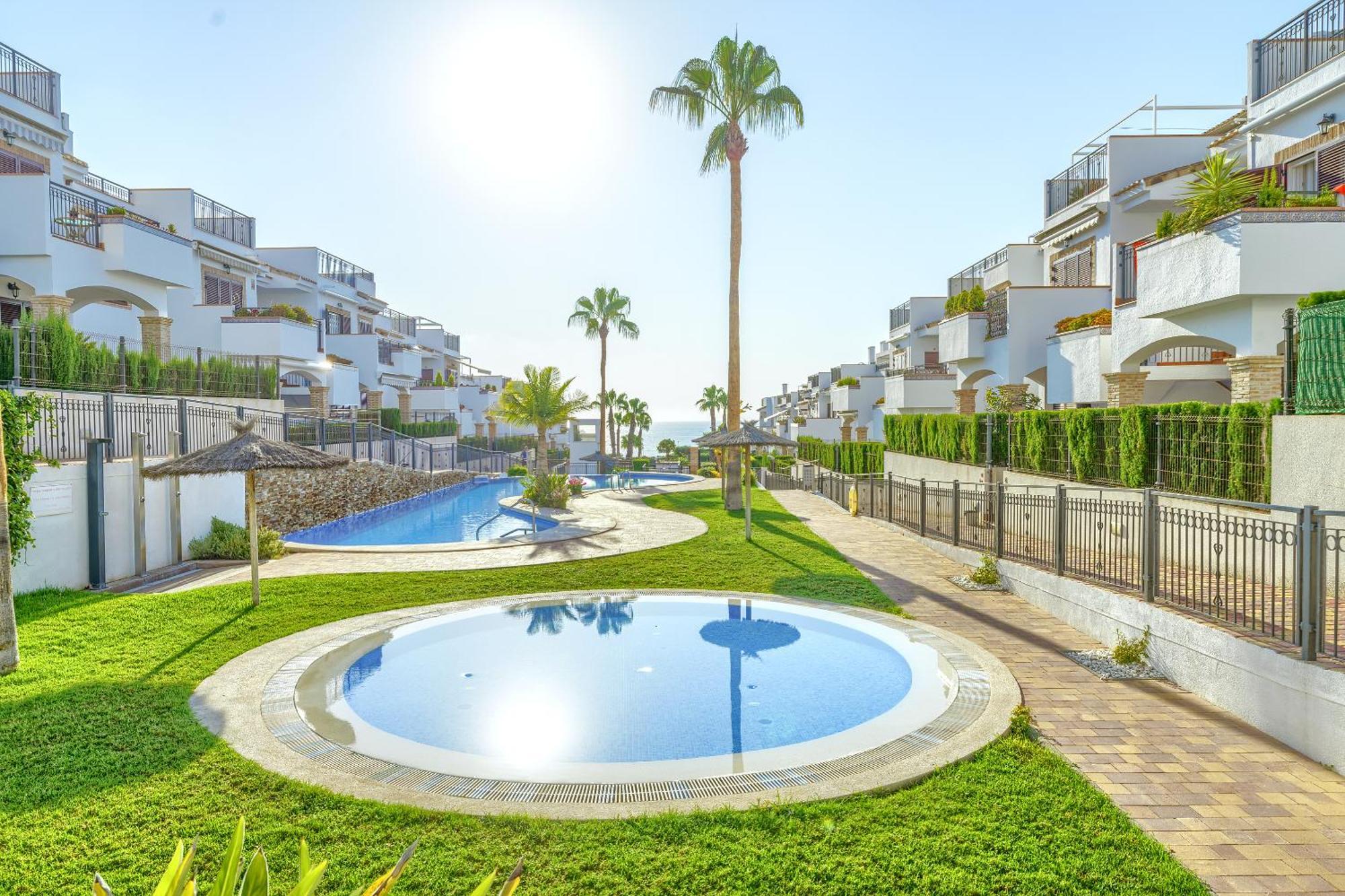 Sunny Apartments In La Mata, Azul Beach 2 Torrevieja Eksteriør billede